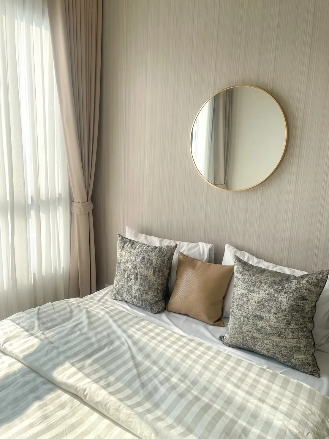 Property photos for Knightsbridge Prime Onnut