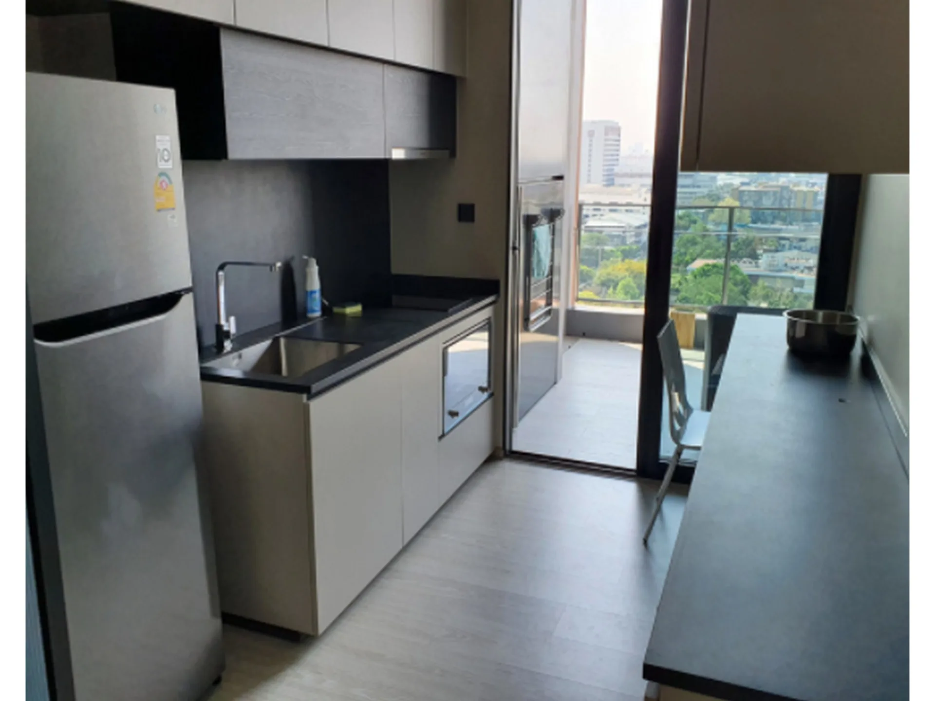 Property photos for The Room Sukhumvit 38