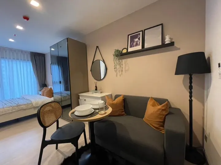 Property photos for Life Asoke Hype