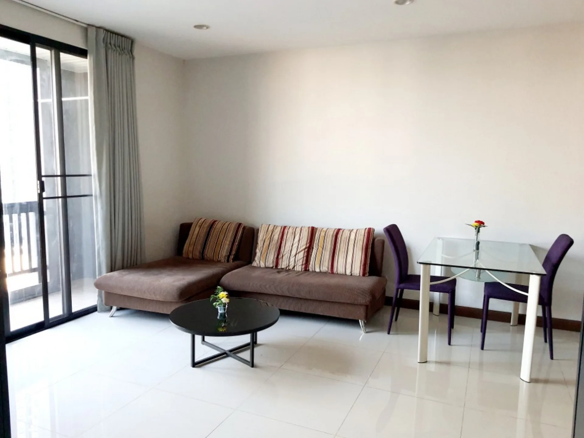 Property photos for Vista Garden