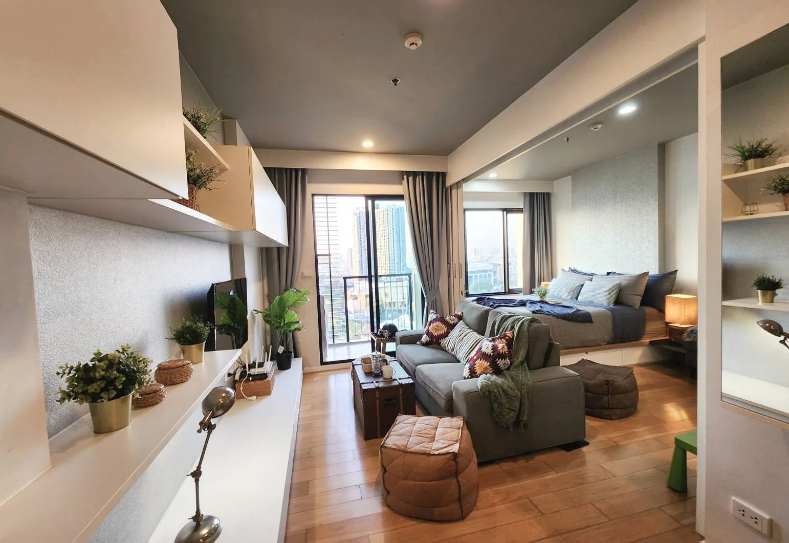 Property photos for Blocs 77