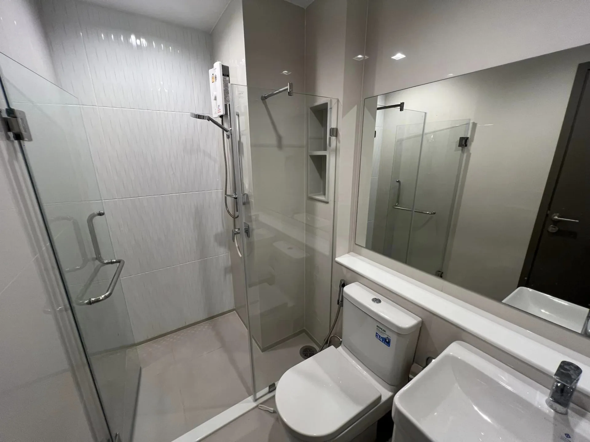 Property photos for Life Asoke Hype