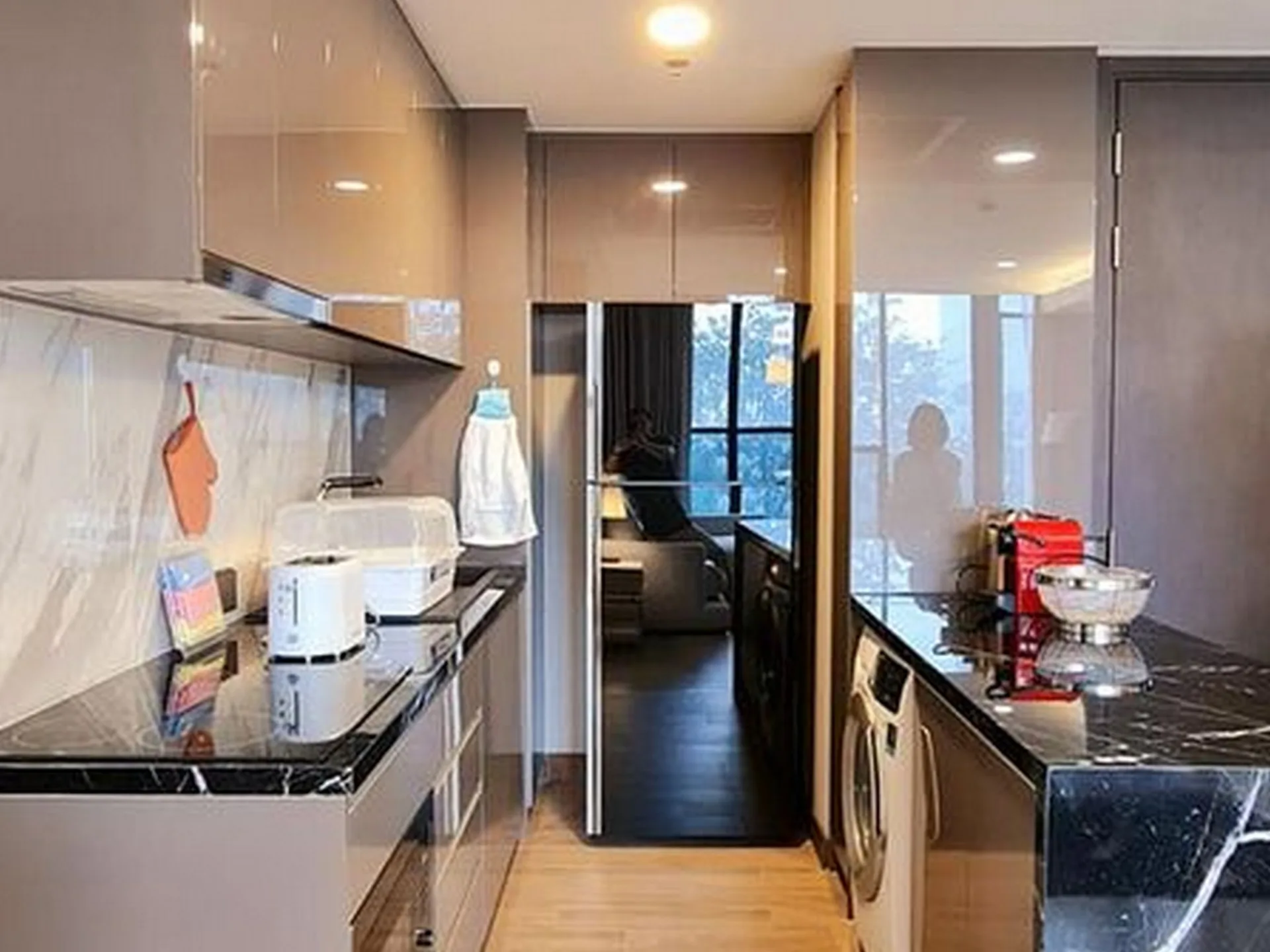 Property photos for Siamese Exclusive Queens
