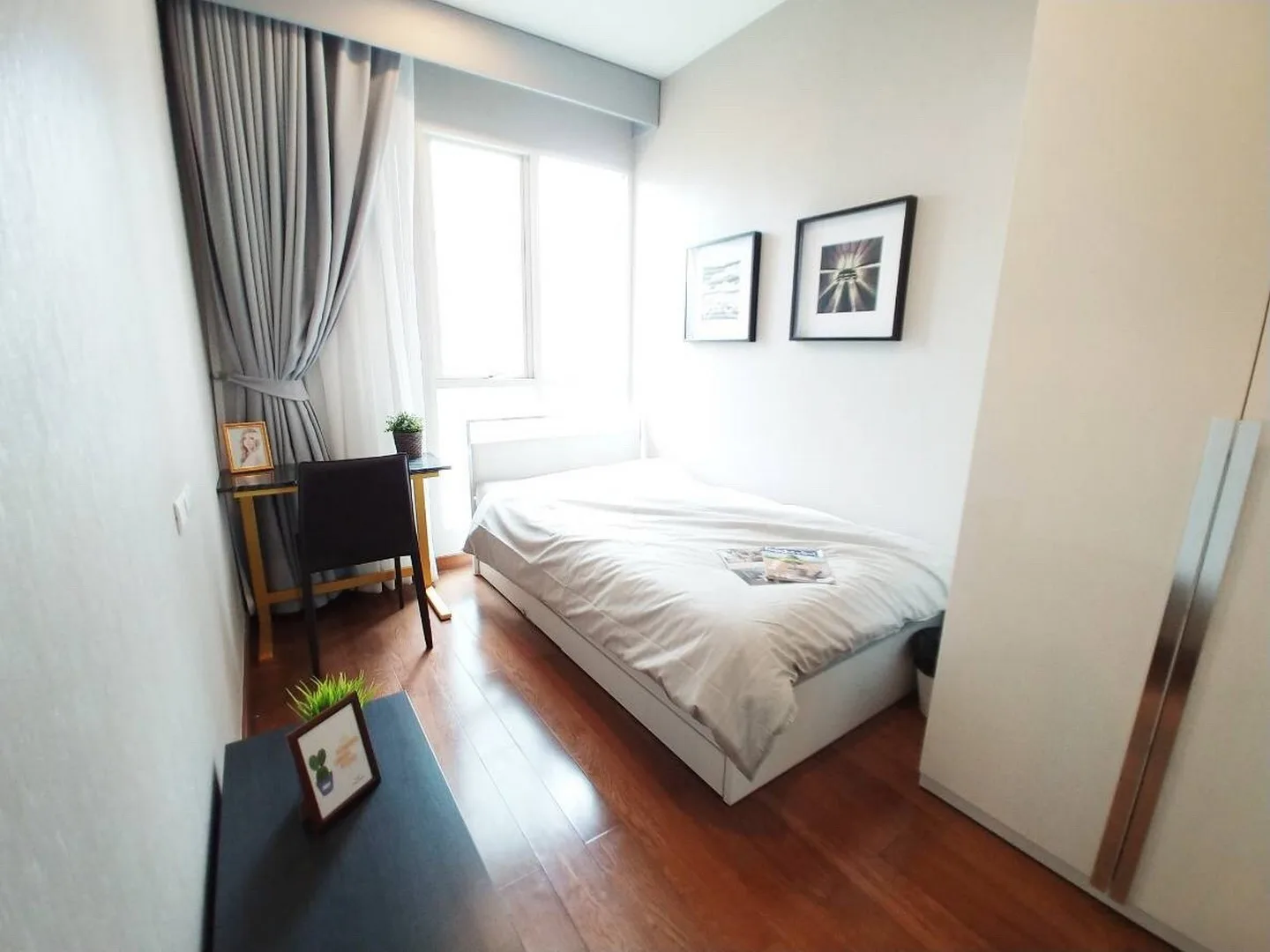 Property photos for The Address Chidlom
