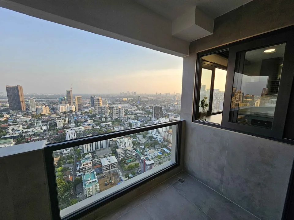 Property photos for The Waterford Diamond