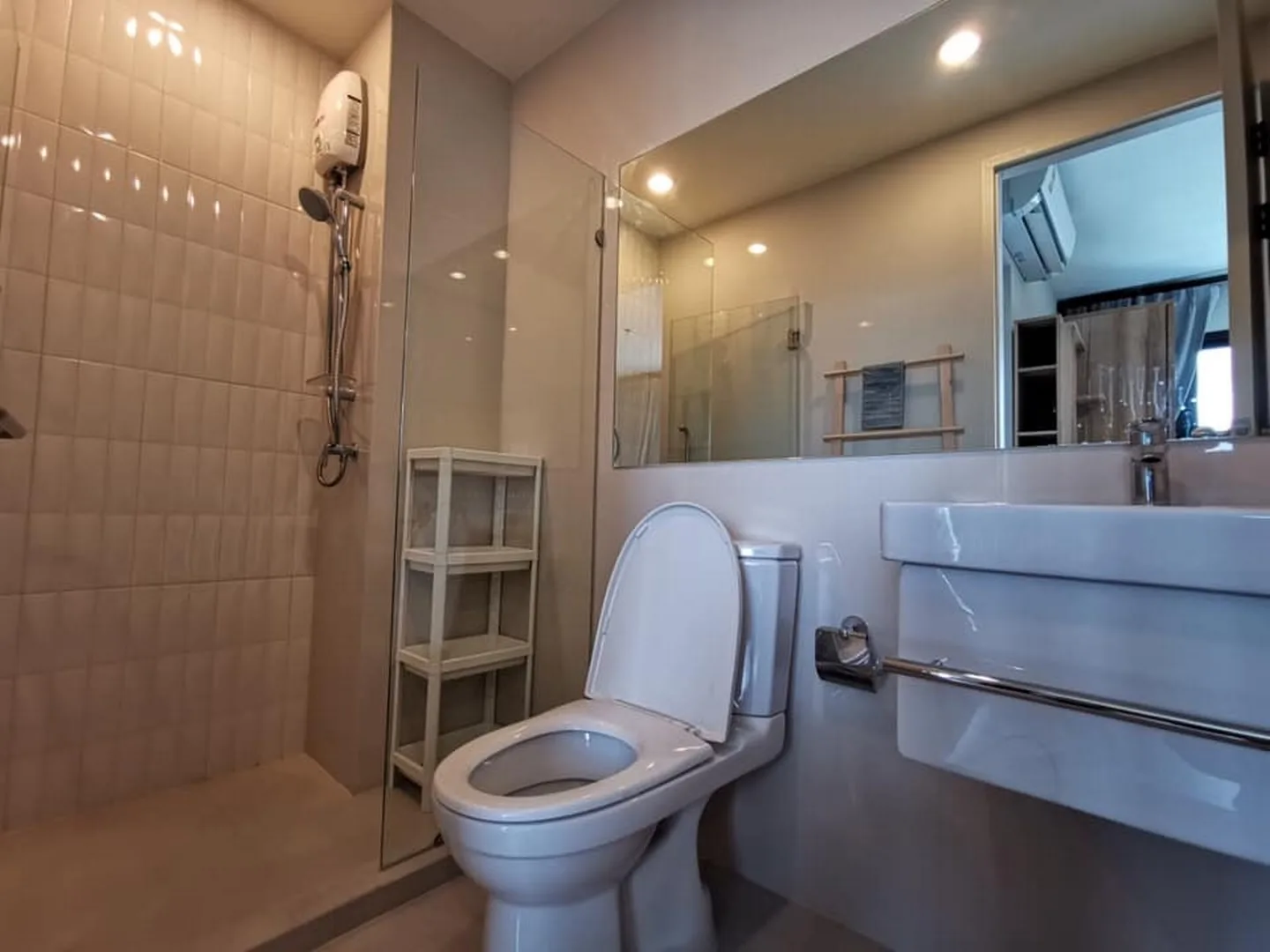 Property photos for Life Asoke
