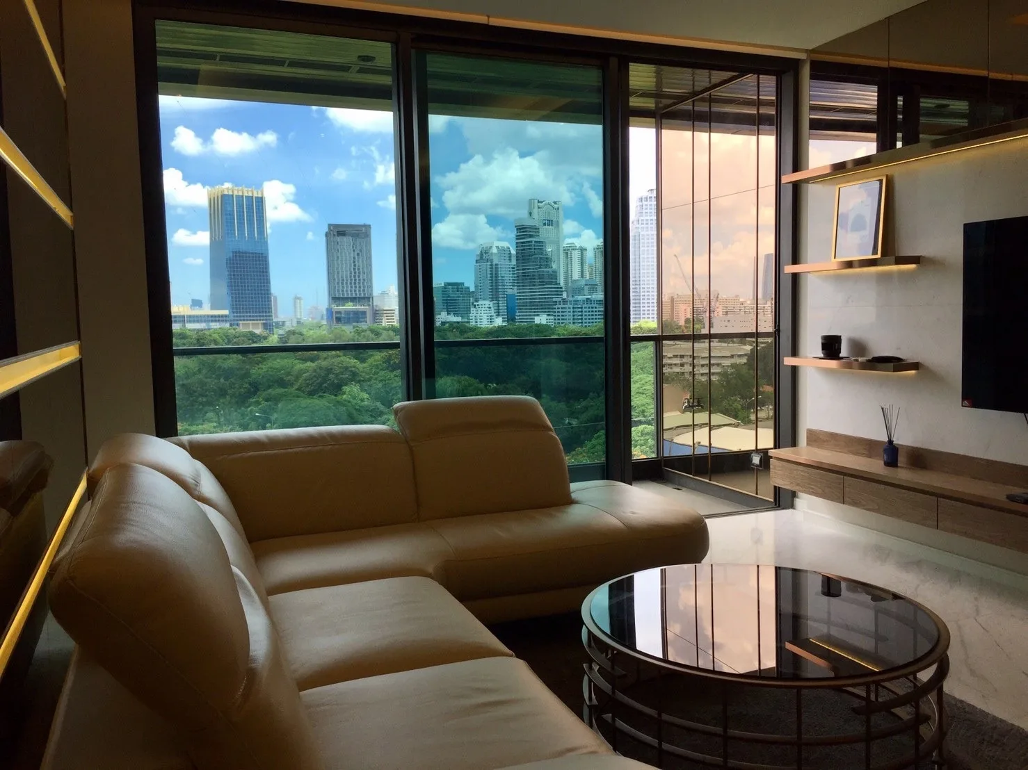 Property photos for Sindhorn Tonson
