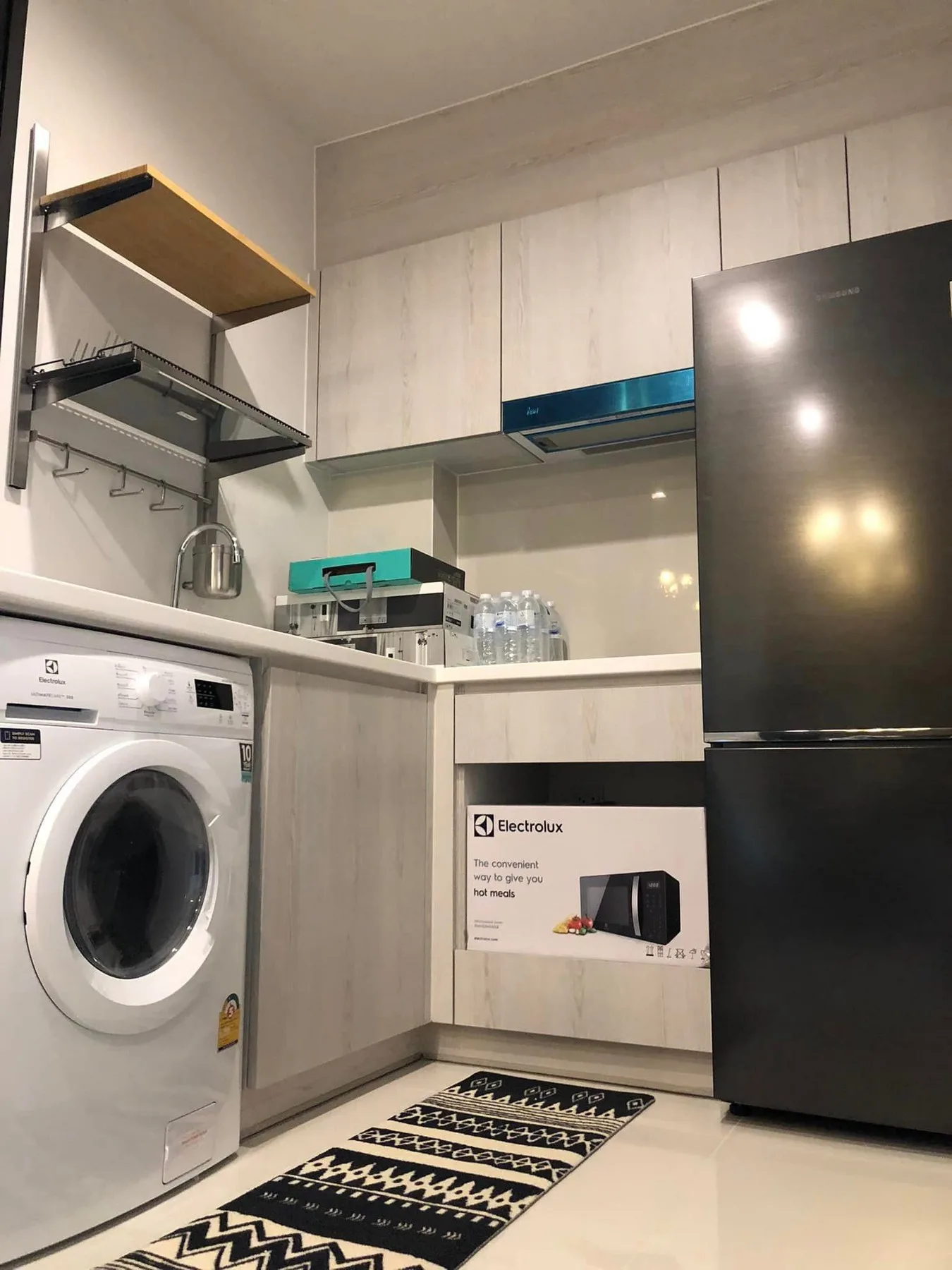 Property photos for Life One Wireless