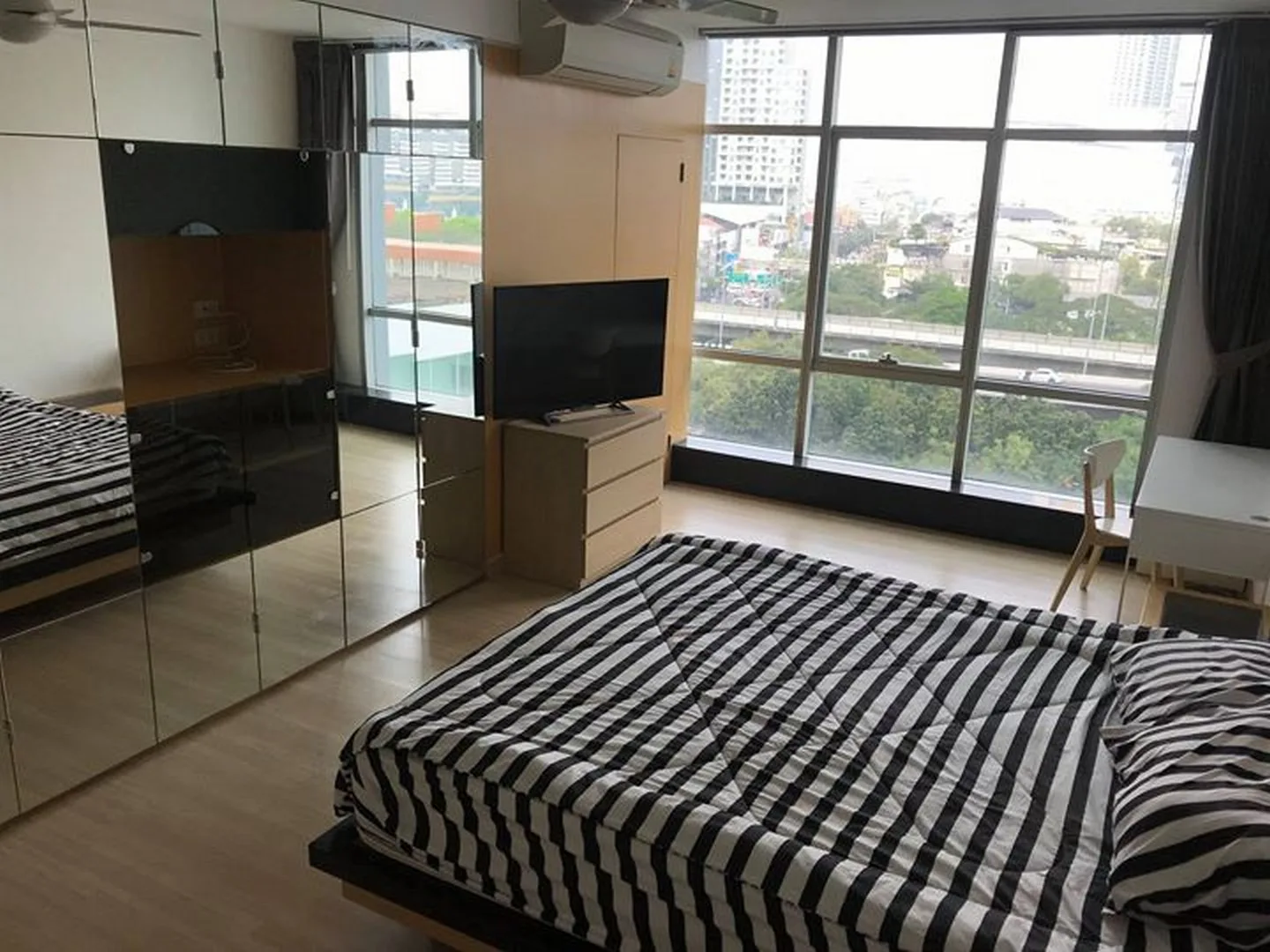 Property photos for Baan Sathorn Chaopraya