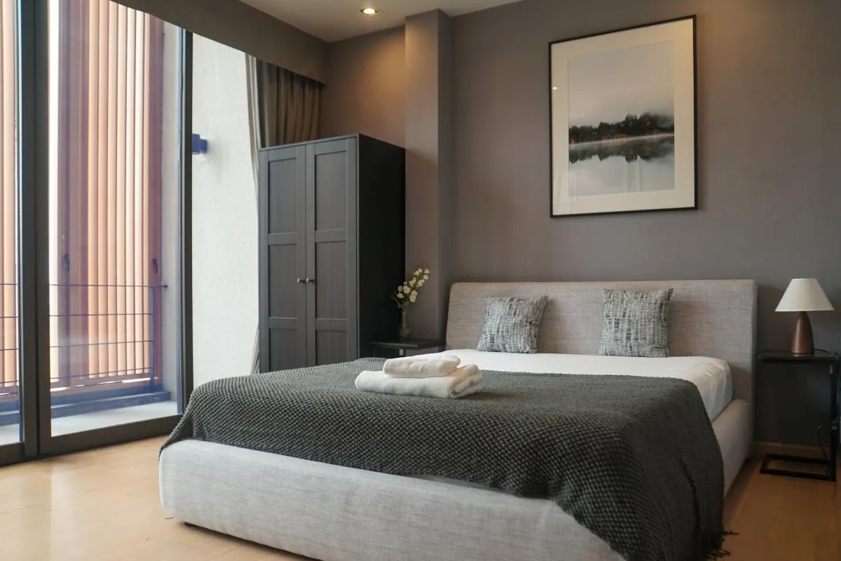 Property photos for Arna Ekamai