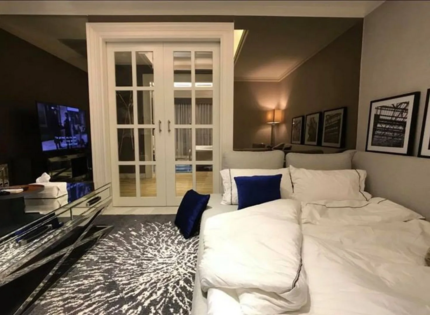 Property photos for State Tower
