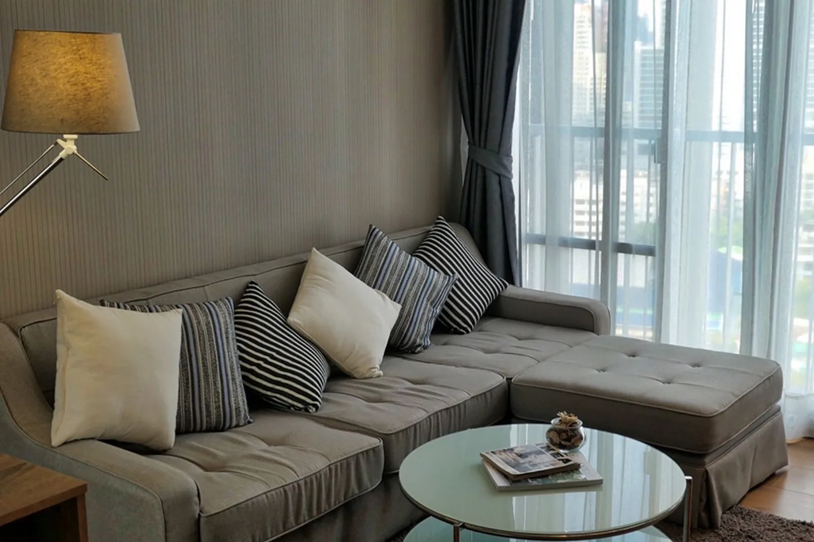 Property photos for Park Origin Phromphong