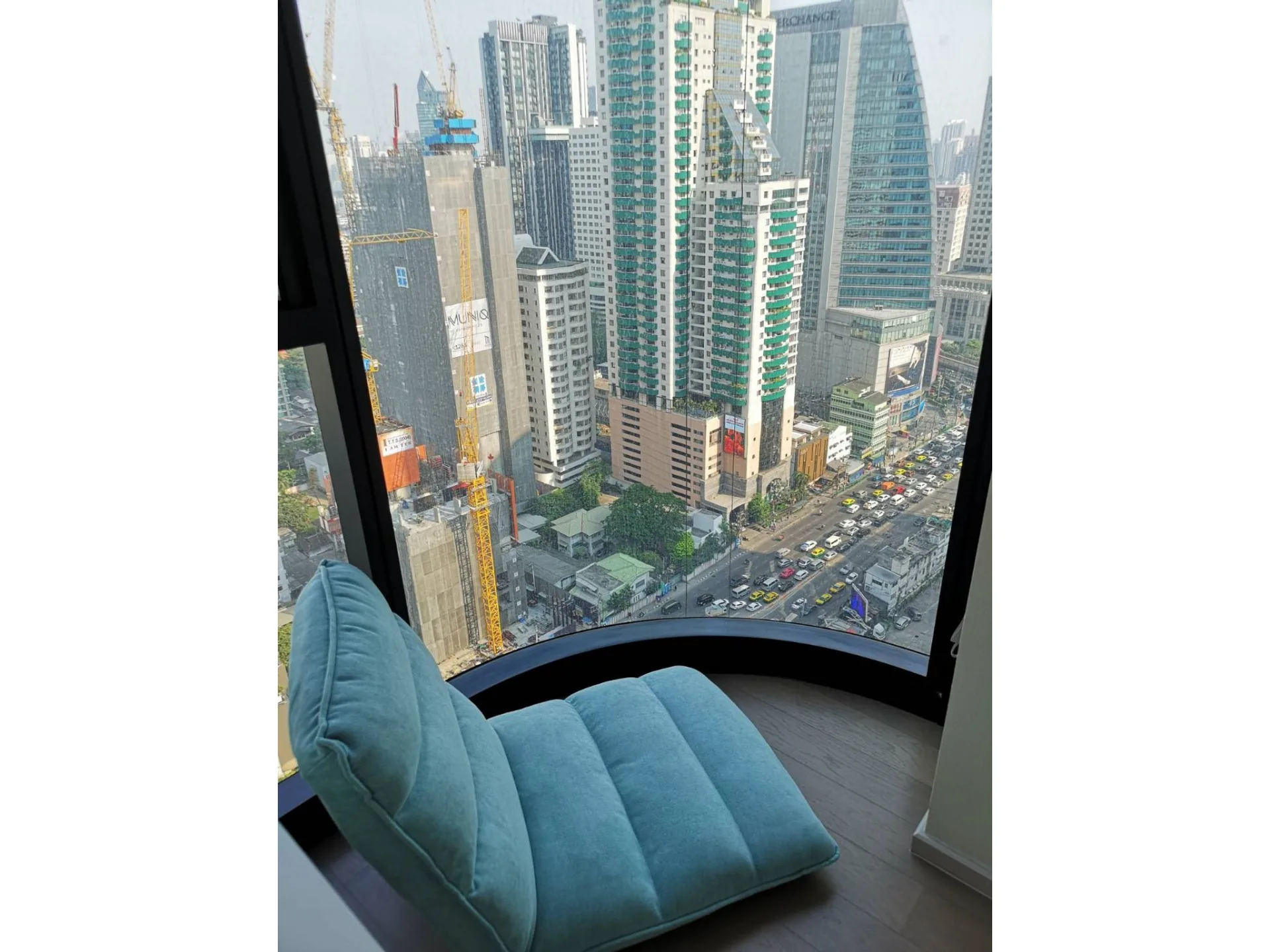 Property photos for Ashton Asoke
