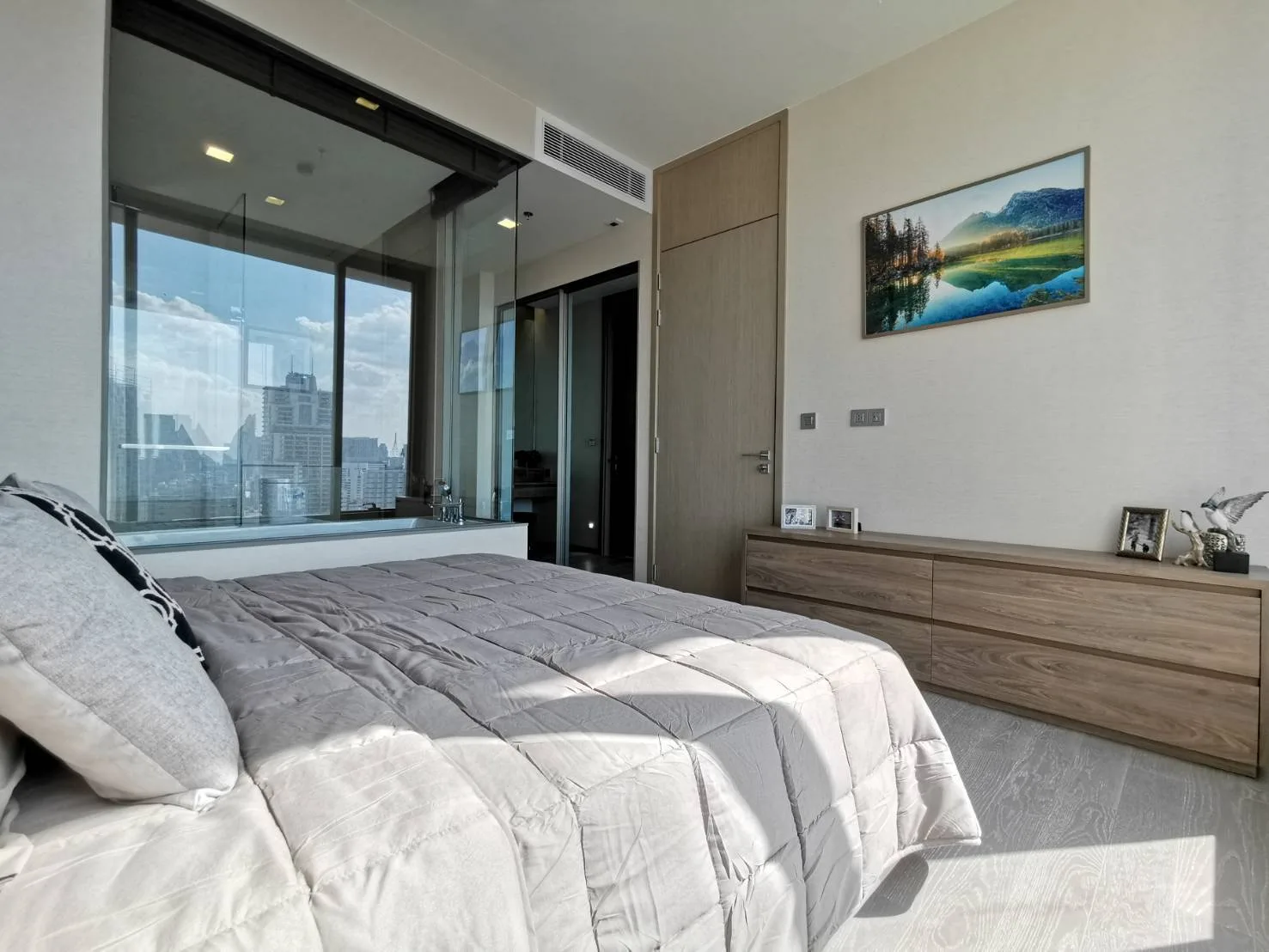 Property photos for The Esse Asoke