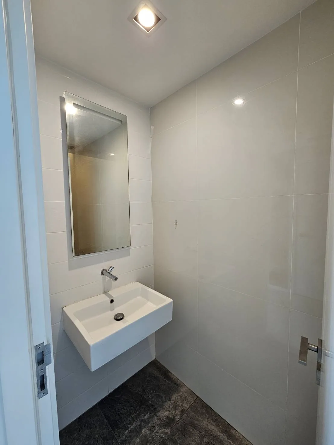 Property photos for The Room Sukhumvit 21