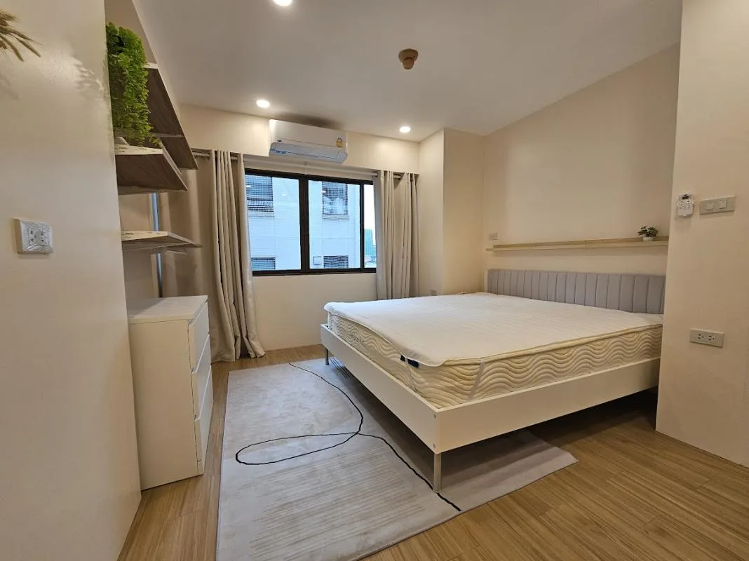 Property photos for Saranjai Mansion