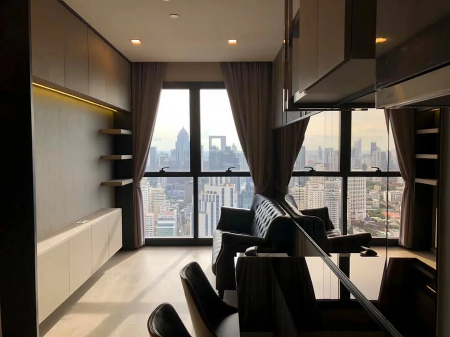 Property photos for Ashton Asoke