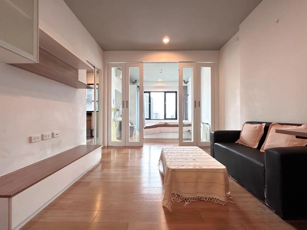 Property photos for Blocs 77