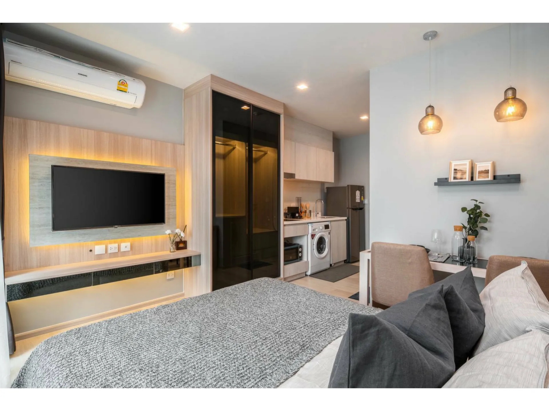 Property photos for Life One Wireless
