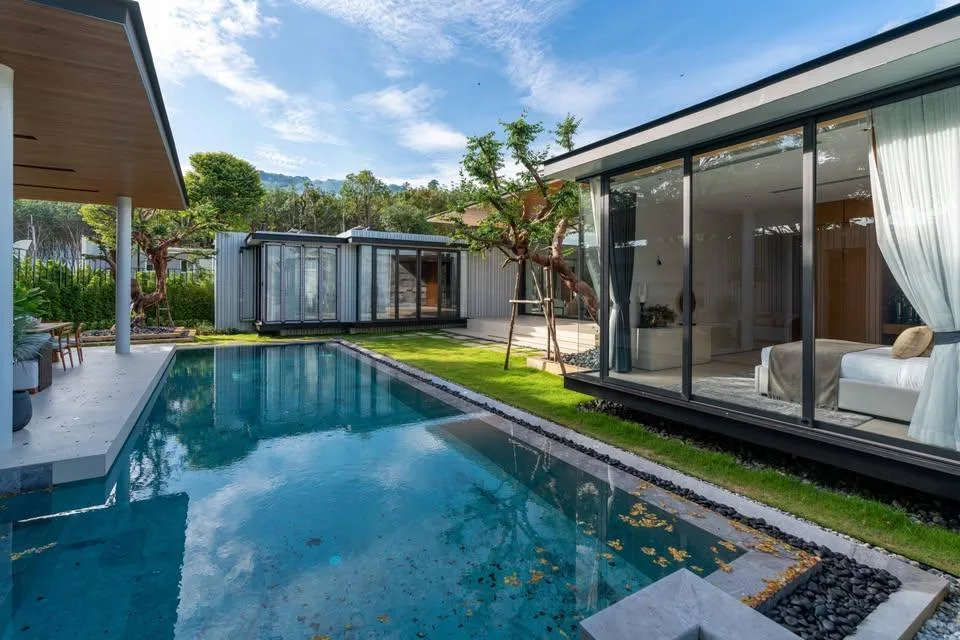 Property photos for Botanica Foresta