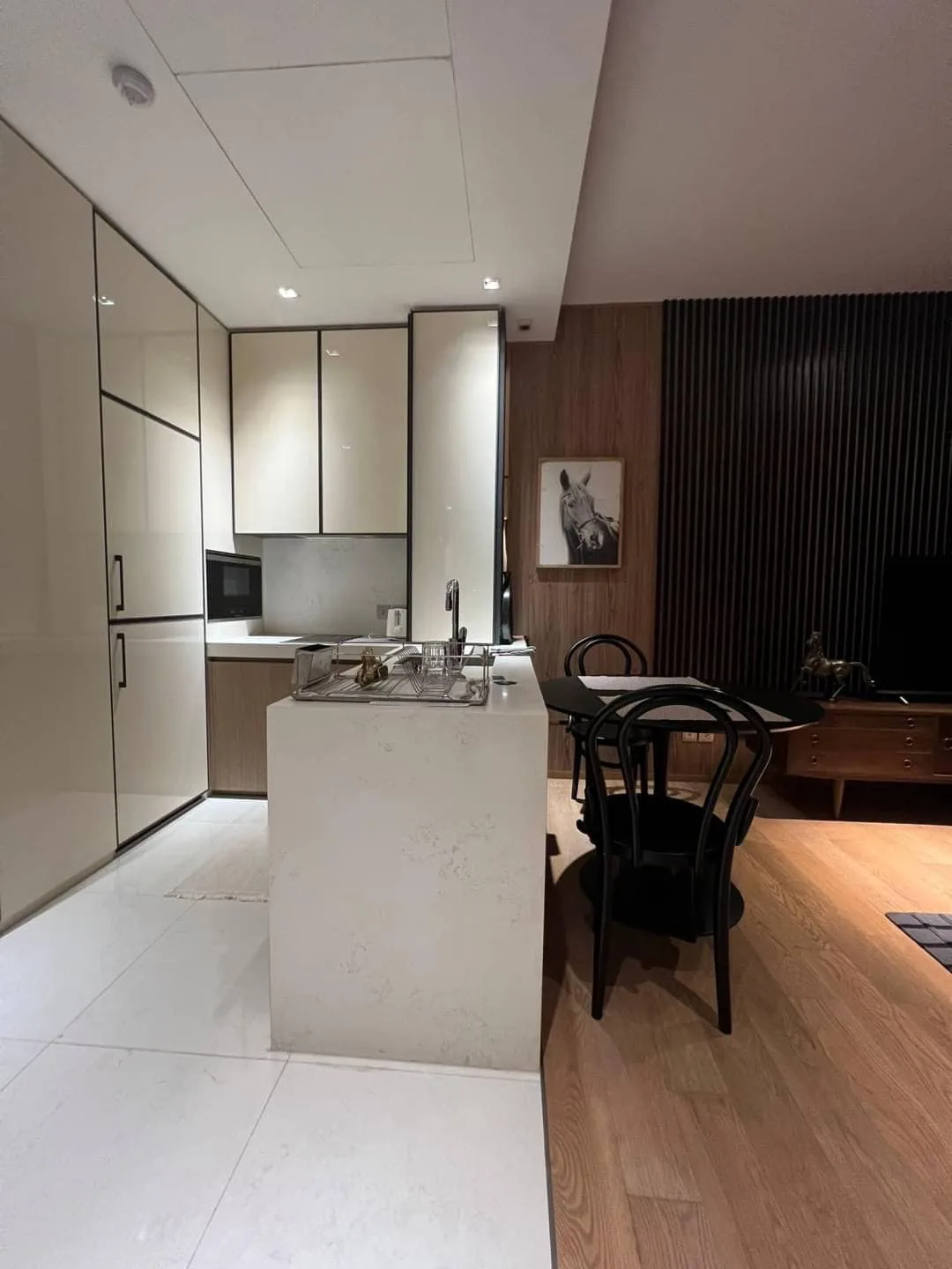 Property photos for BEATNIQ Sukhumvit 32