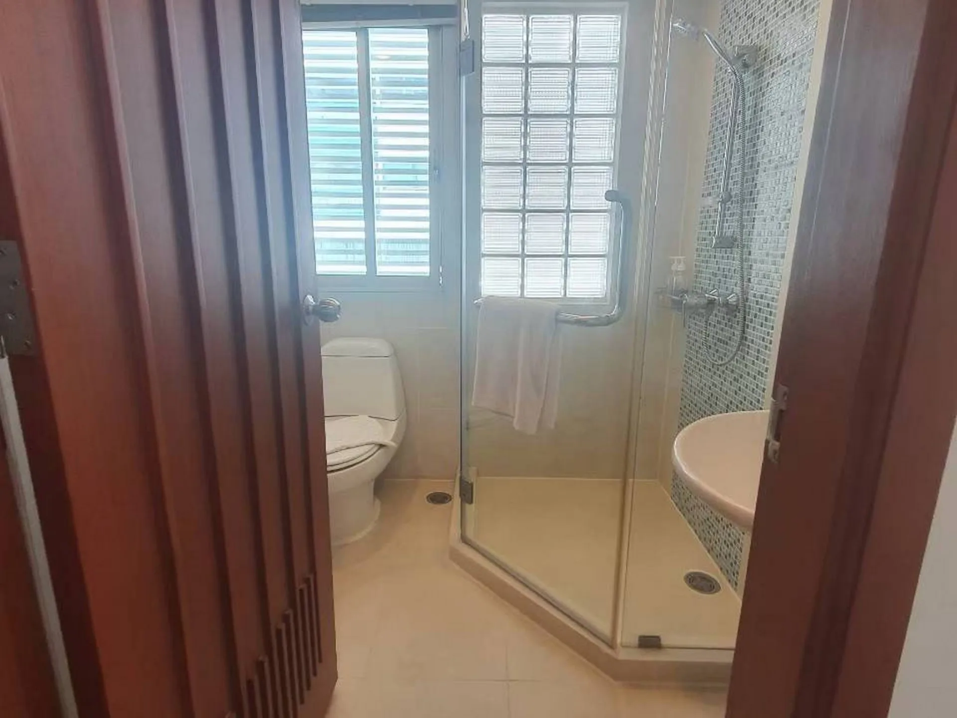 Property photos for Sathorn Gallery Residences
