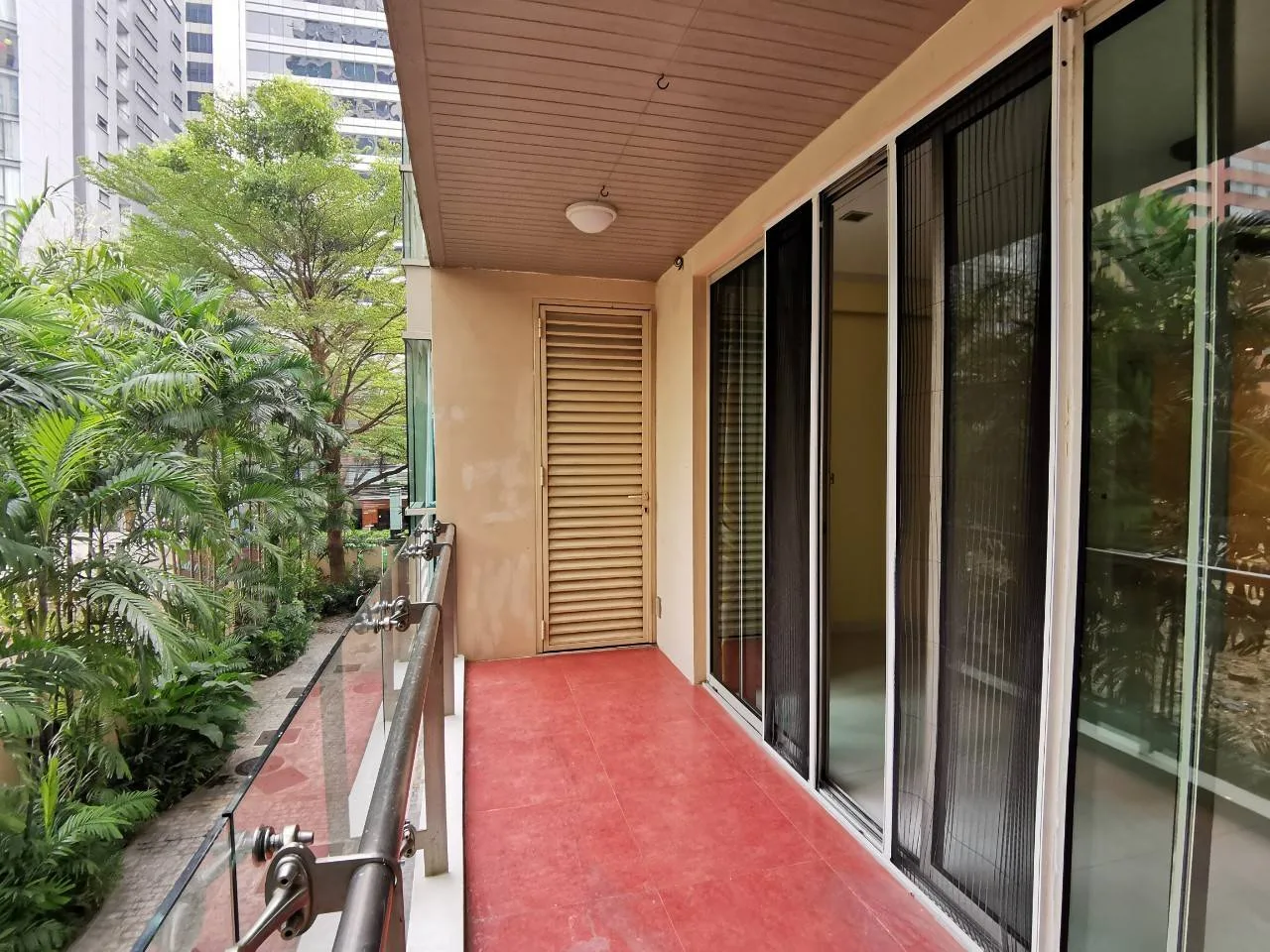 Property photos for The Legend Saladaeng