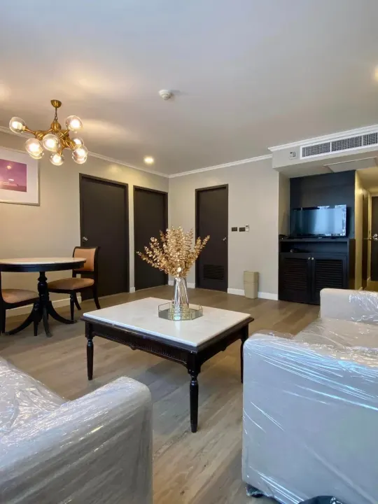 Property photos for Omni Tower Sukhumvit Nana