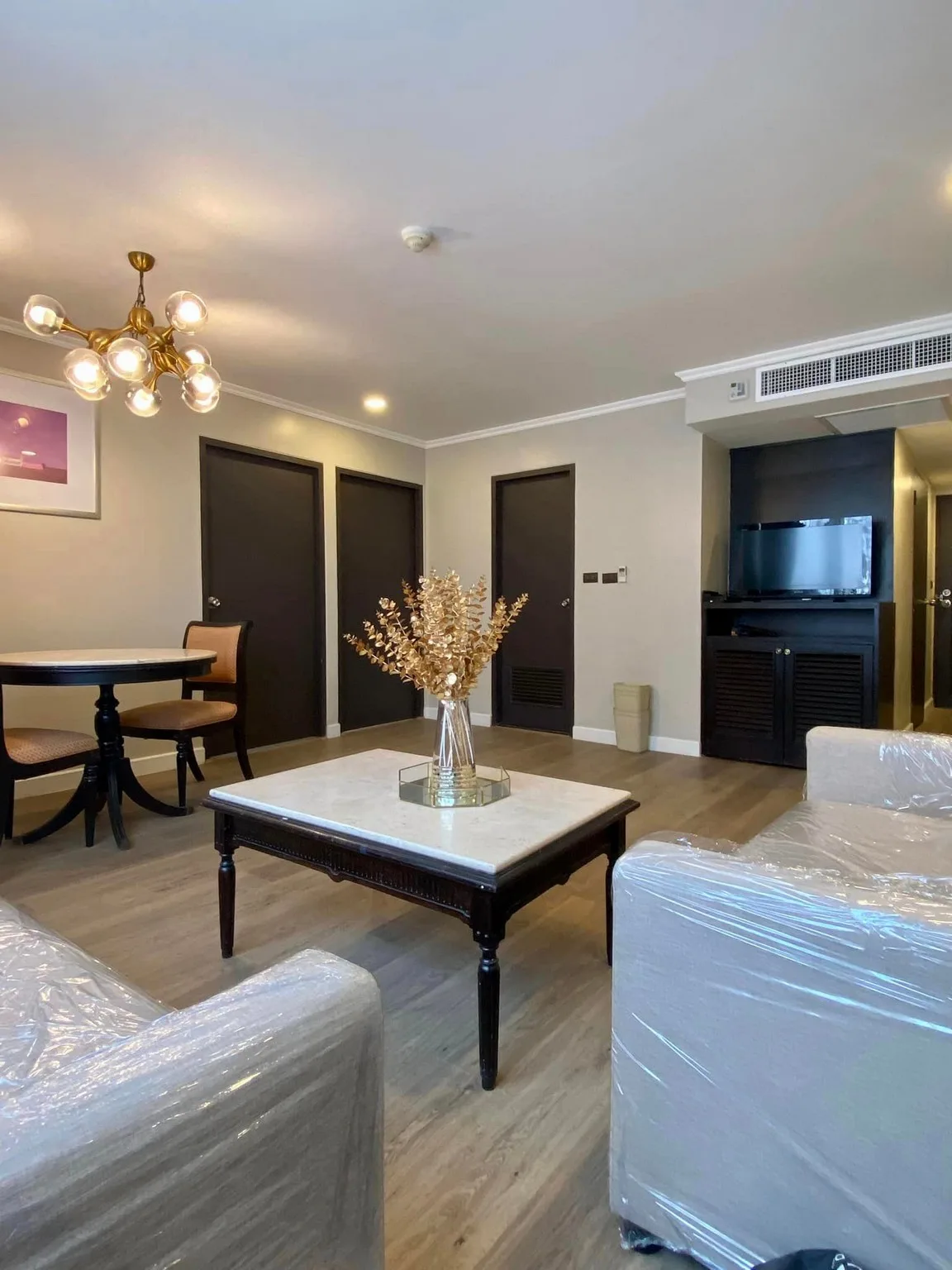 Property photos for Omni Tower Sukhumvit Nana