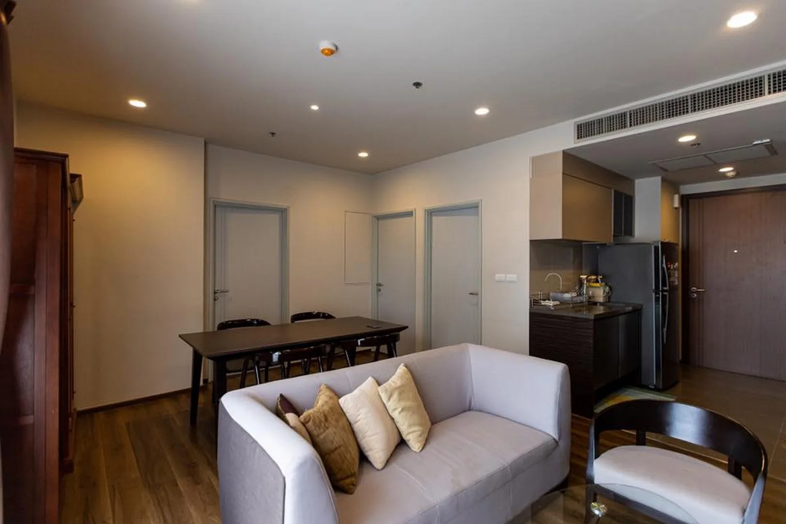 Property photos for Onyx Phaholyothin