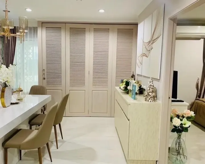 Property photos for Sathorn Gardens
