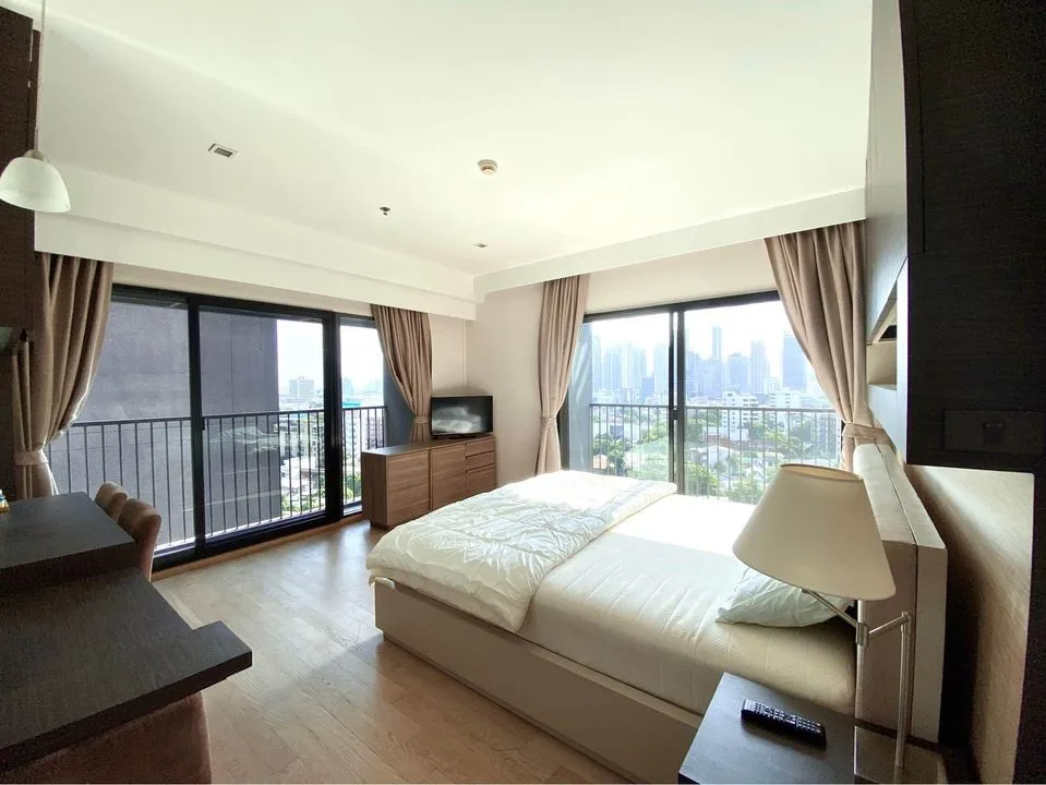 Property photos for Noble Remix