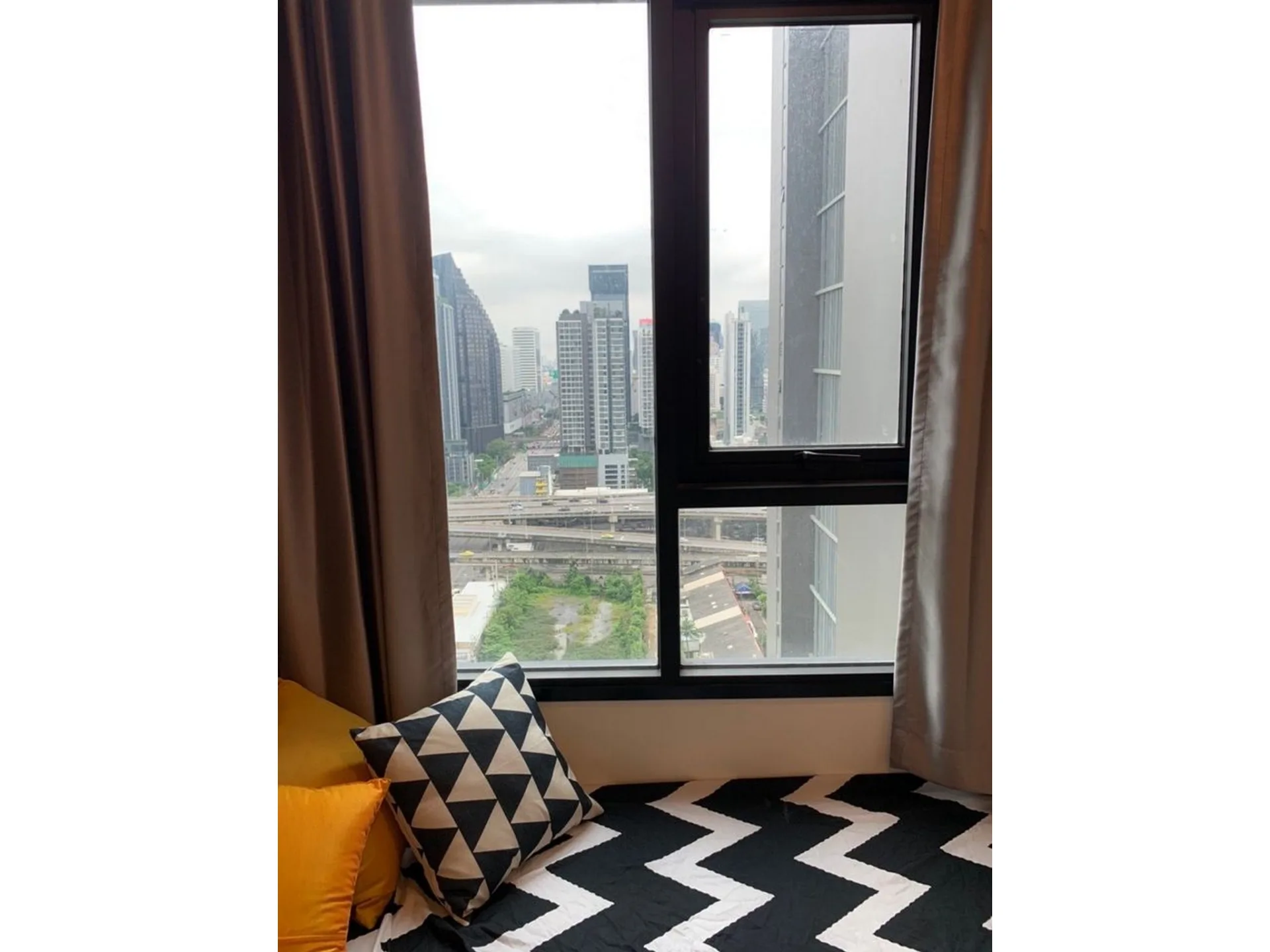 Property photos for Life Asoke