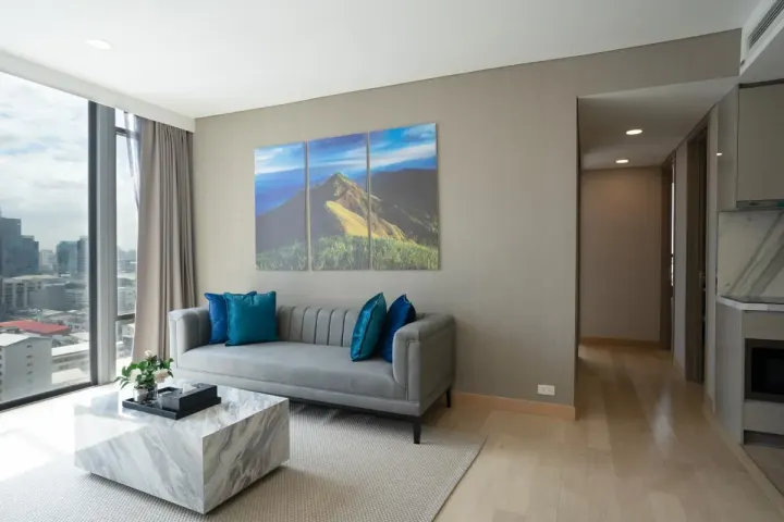 Property photos for Siamese Exclusive Queens