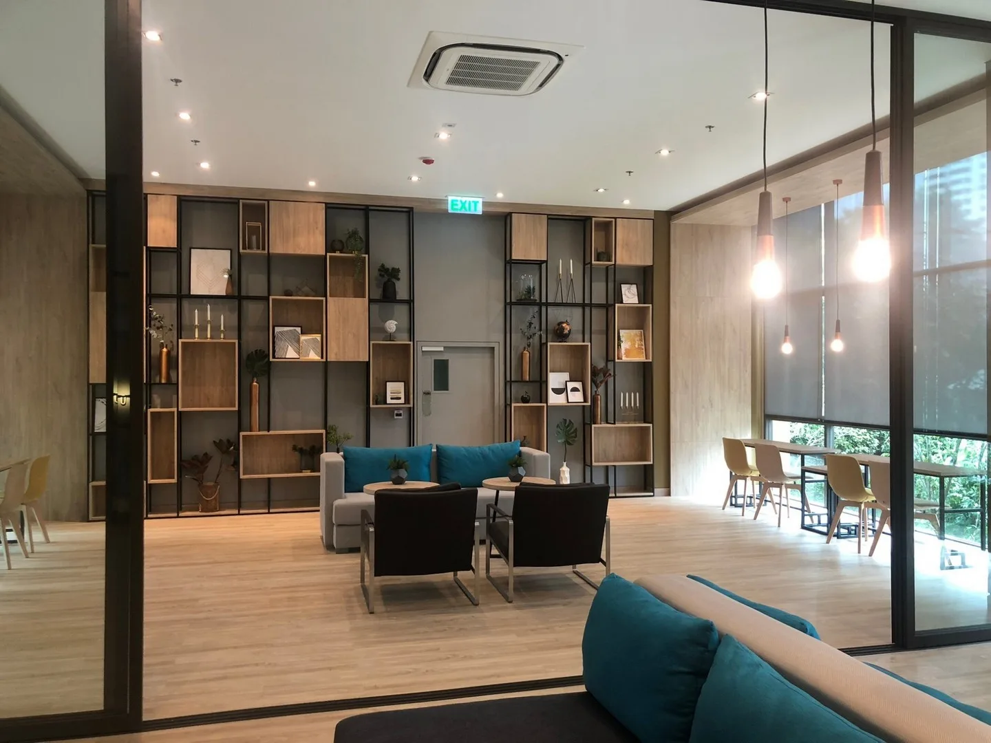 Property photos for Lumpini Suite Phetchaburi - Makkasan