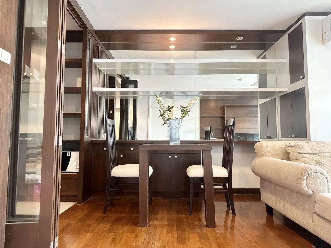 Property photos for The Royal Place 2