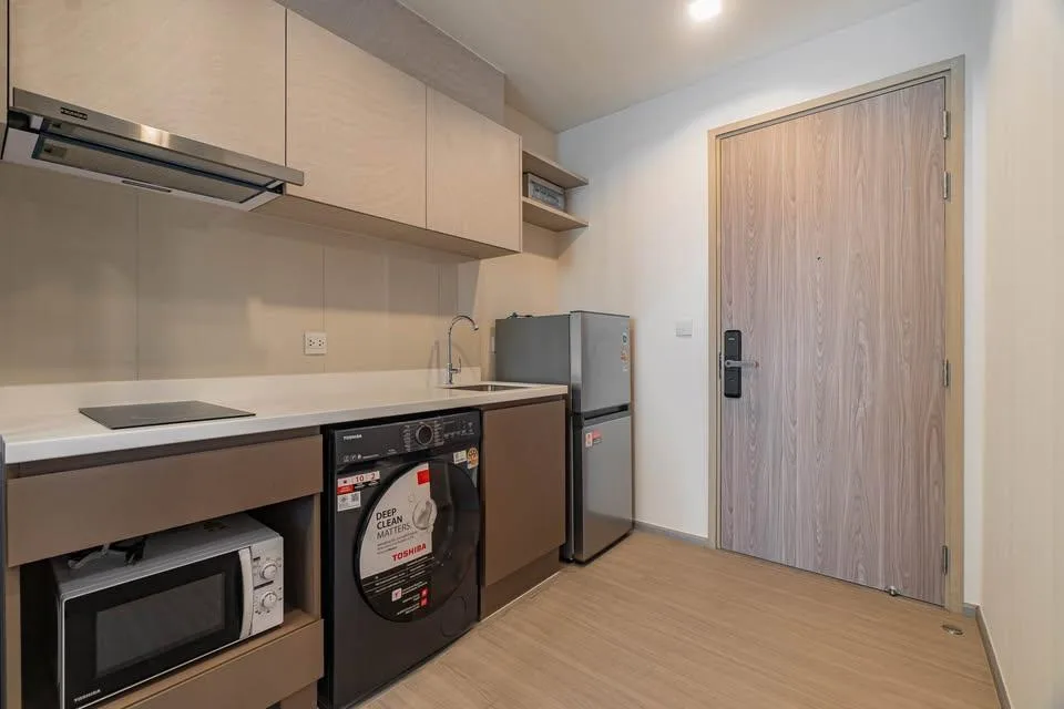Property photos for Life Sathorn Sierra