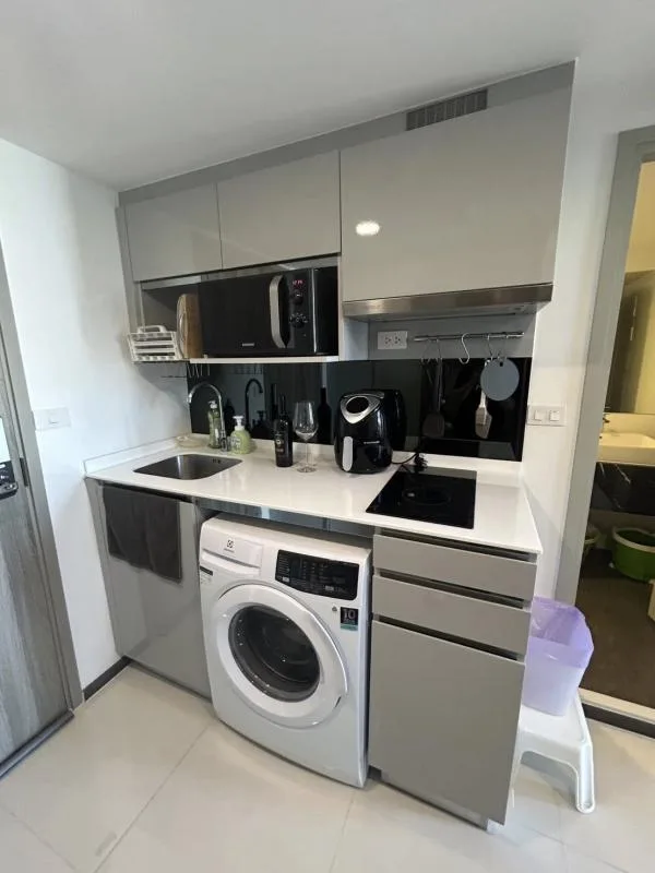 Property photos for Knightsbridge Space Ratchayothin