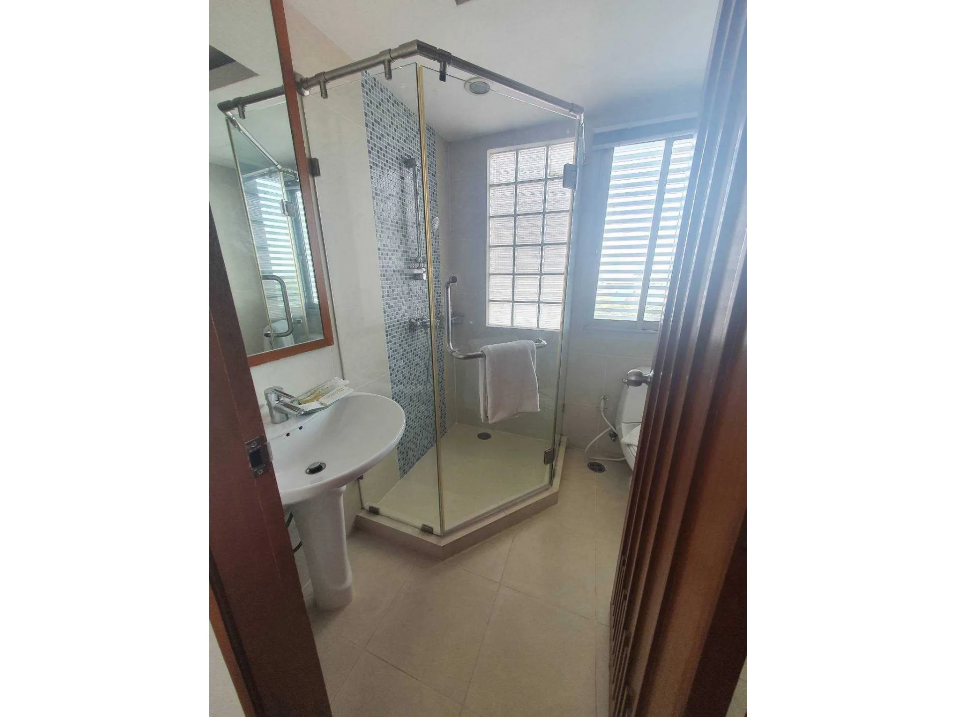 Property photos for Sathorn Gallery Residences