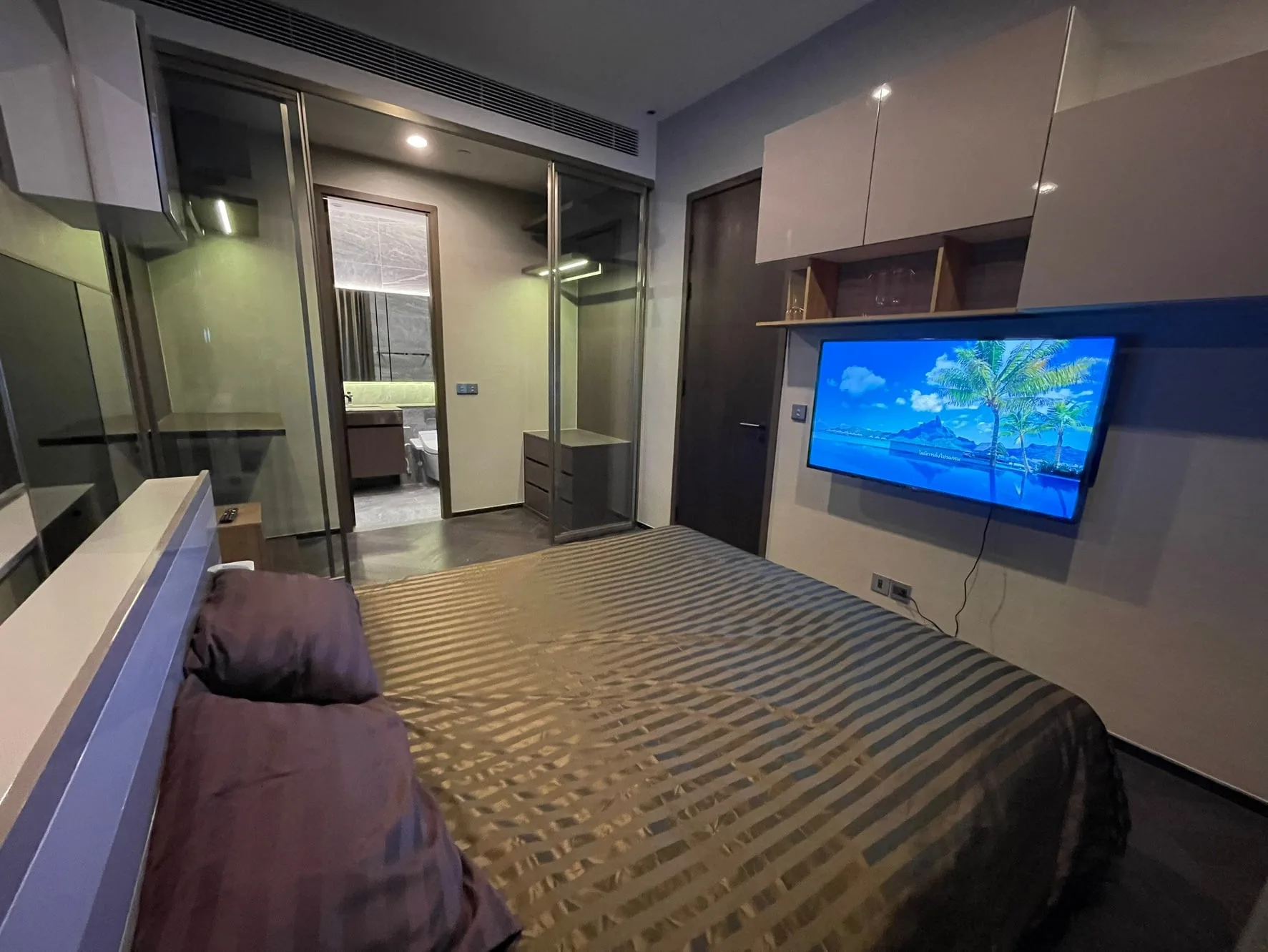 Property photos for The Esse Sukhumvit 36