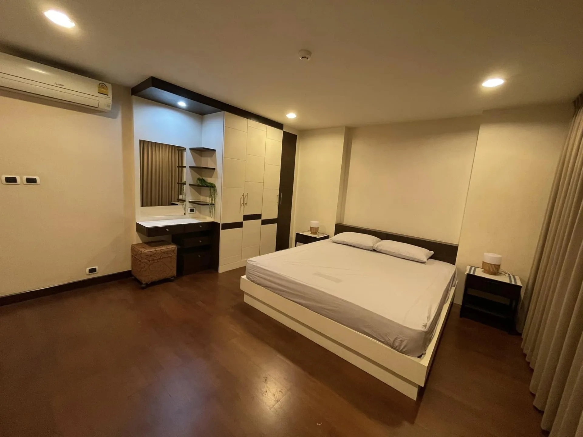 Property photos for The Aree Condominium