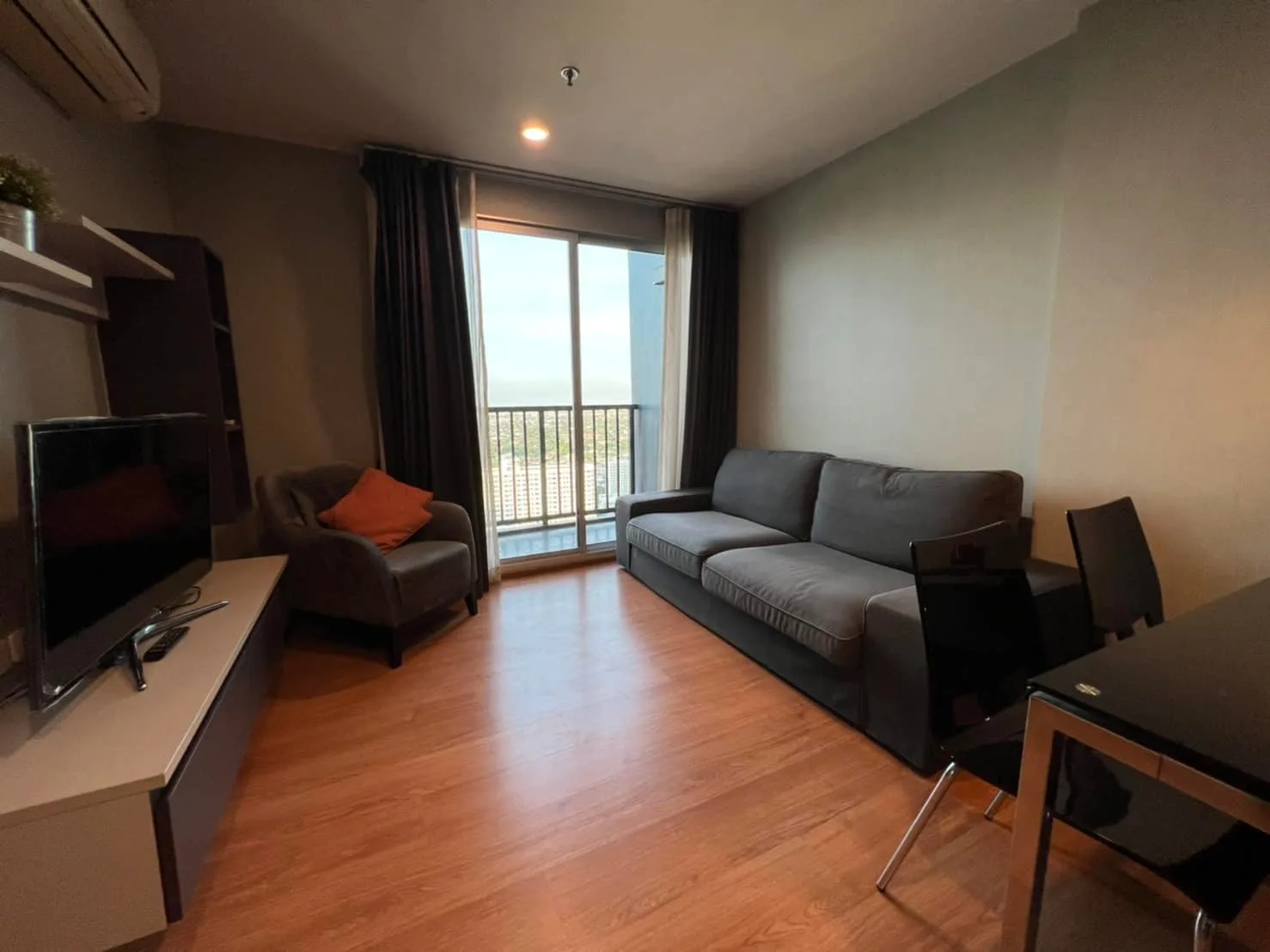 Property photos for The Base Sukhumvit 77