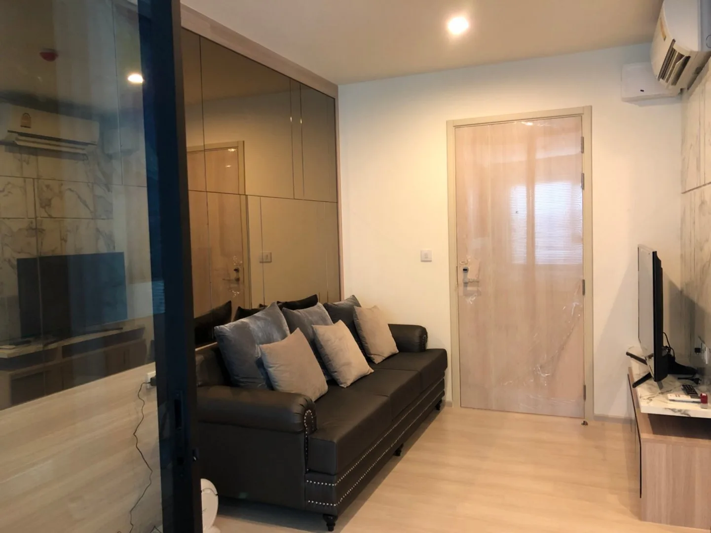 Property photos for Life Asoke