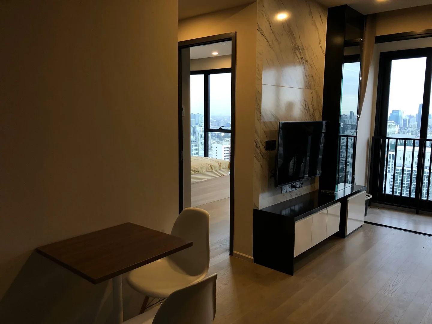 Property photos for Ashton Asoke