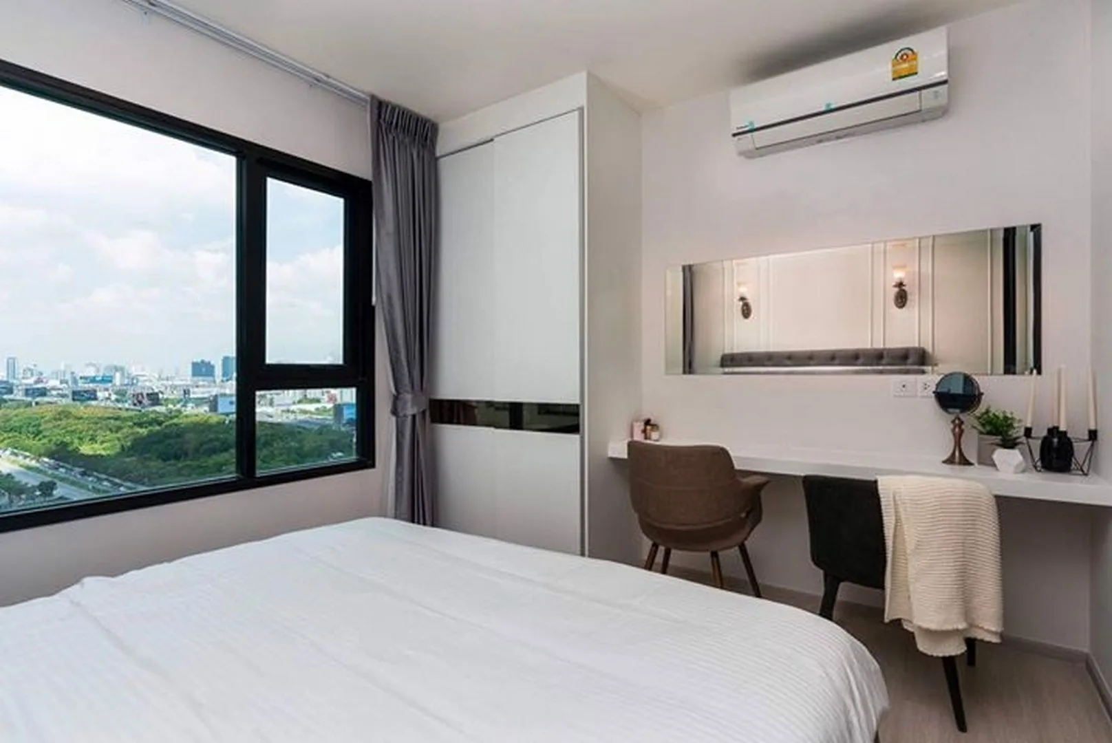 Property photos for Life Asoke