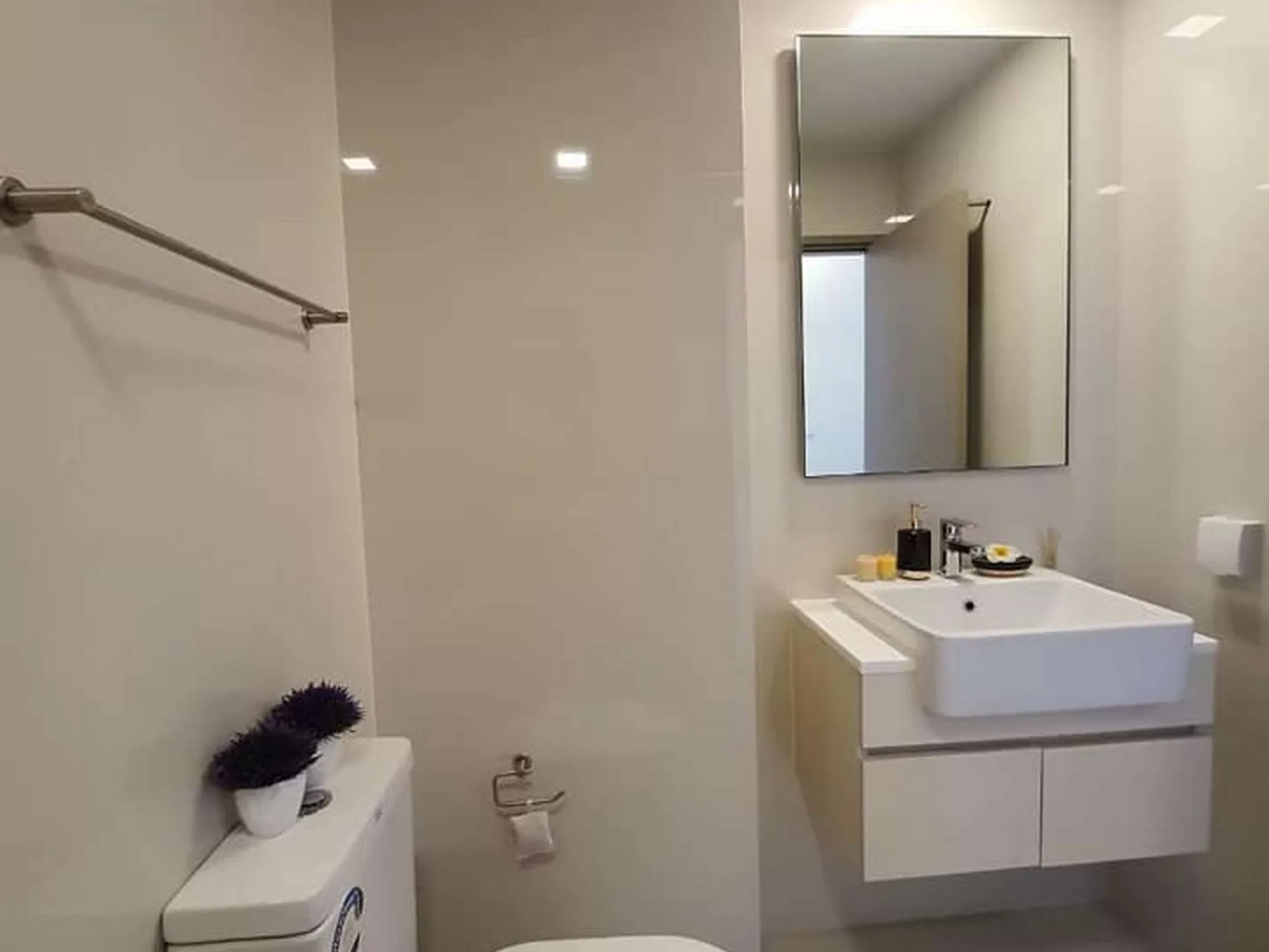 Property photos for Centric Ratchayothin