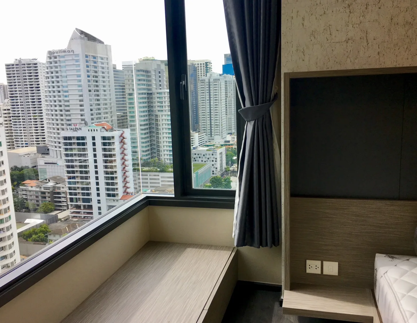Property photos for Edge Sukhumvit 23
