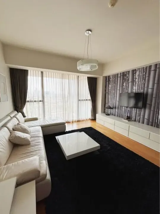 Property photos for The Met