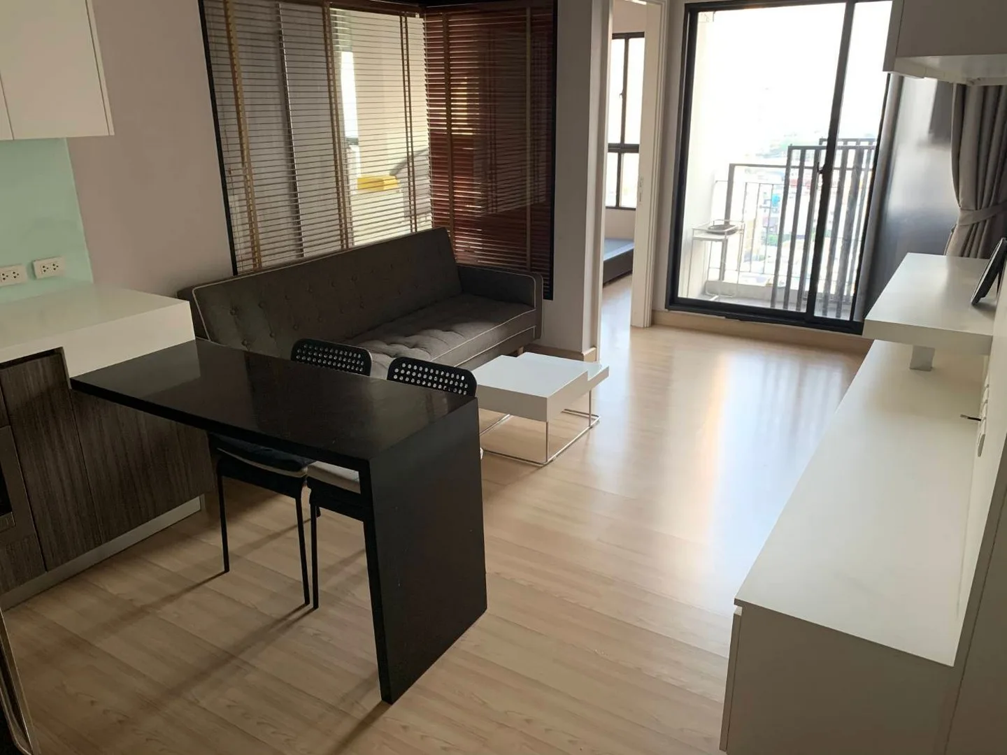 Property photos for Urbano Absolute Sathon - Taksin