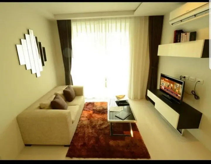 Property photos for Beverly 33